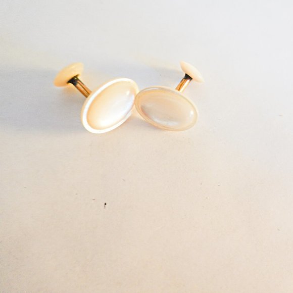 Mother of Pearl Antique Cufflinks - Picture 1 of 2